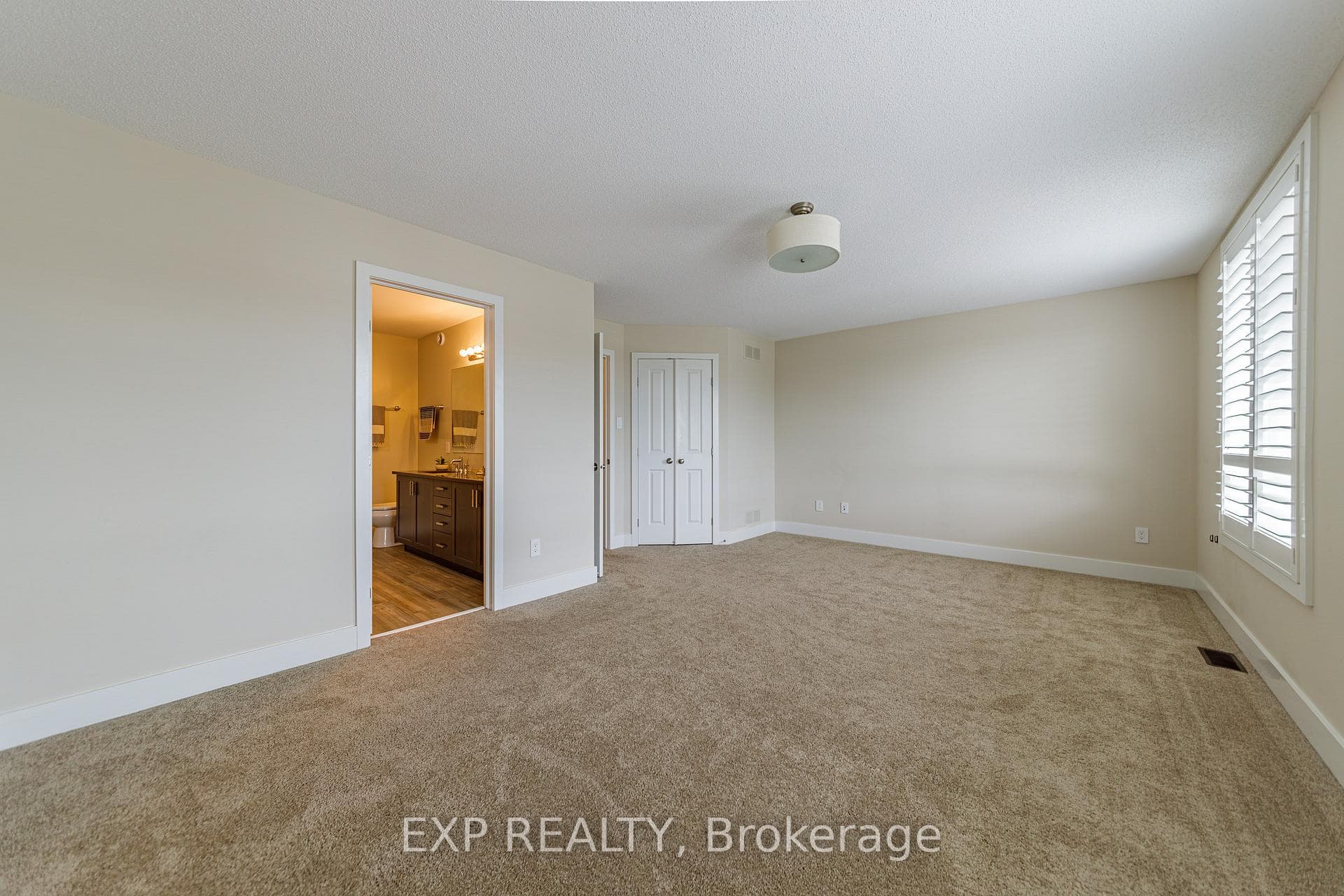 605 Tennant Way photo 32