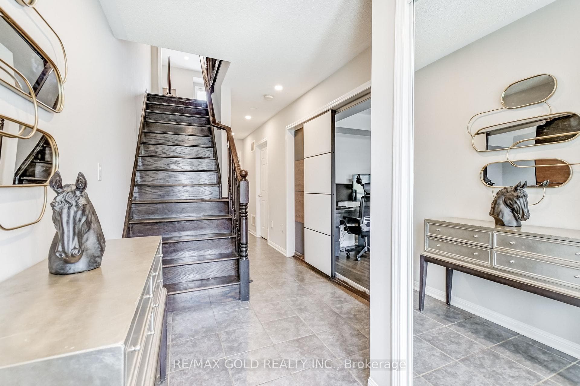 637 Scott Boulevard photo 8