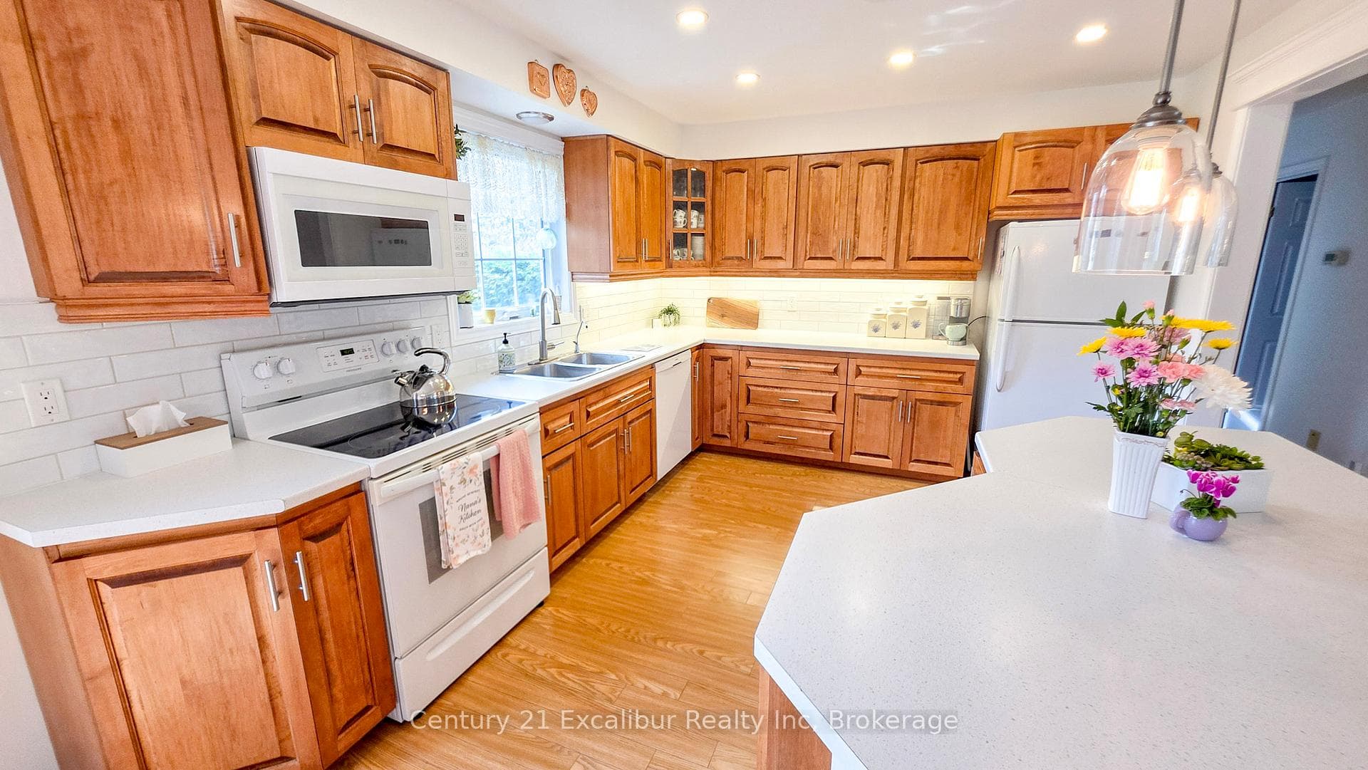 508 Harvey Street photo 4