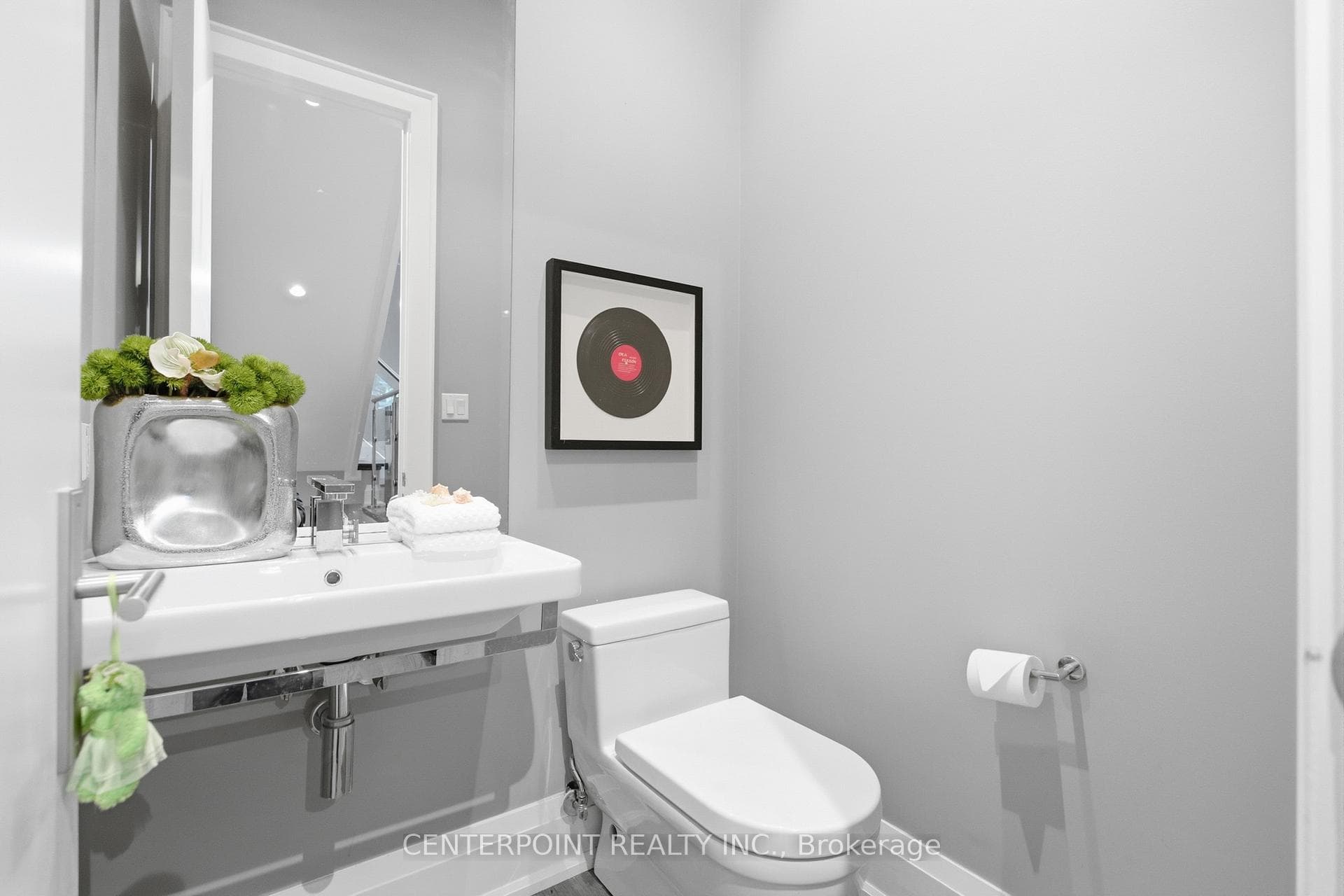 26 Harwood Road photo 19
