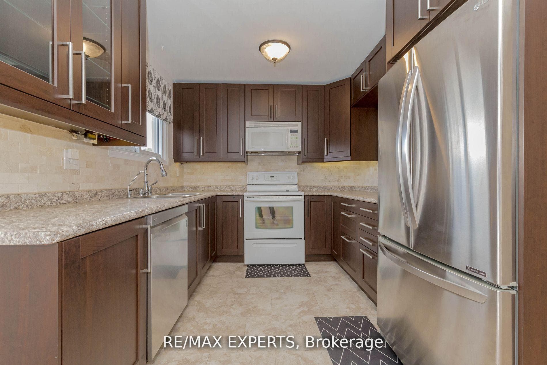 34 Bow Valley Drive Unit 9 photo 17