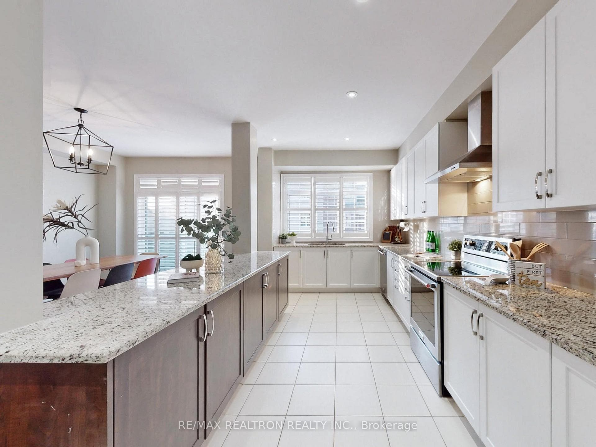 114 Puccini Drive photo 16