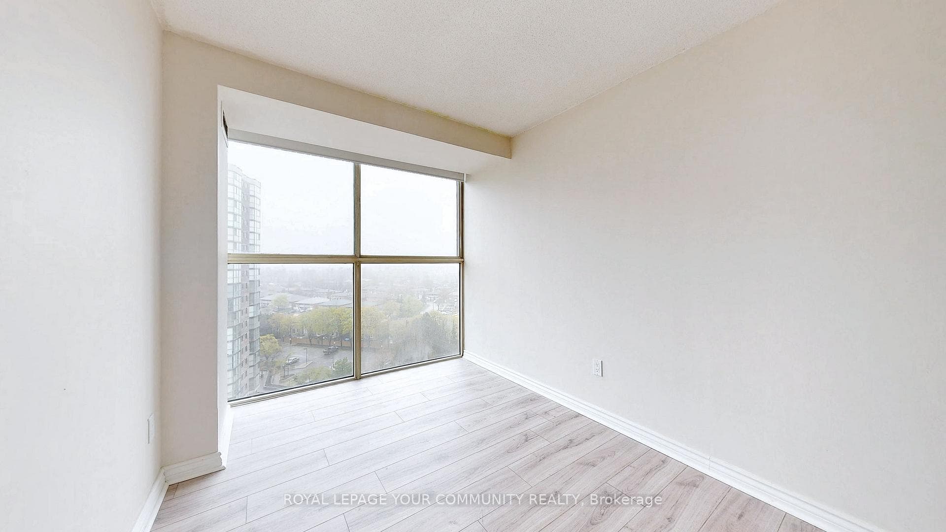 4205 Shipp Drive Unit 1405 photo 19