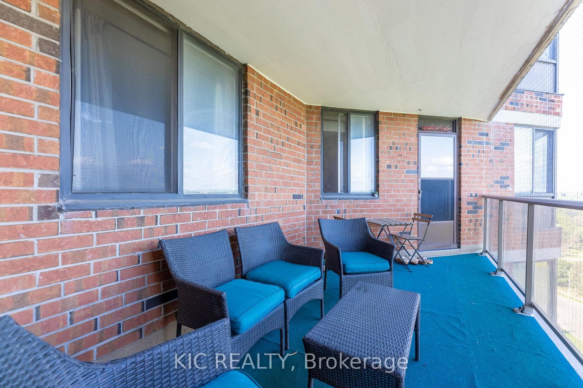 238 Albion Road Unit 1507 photo 10