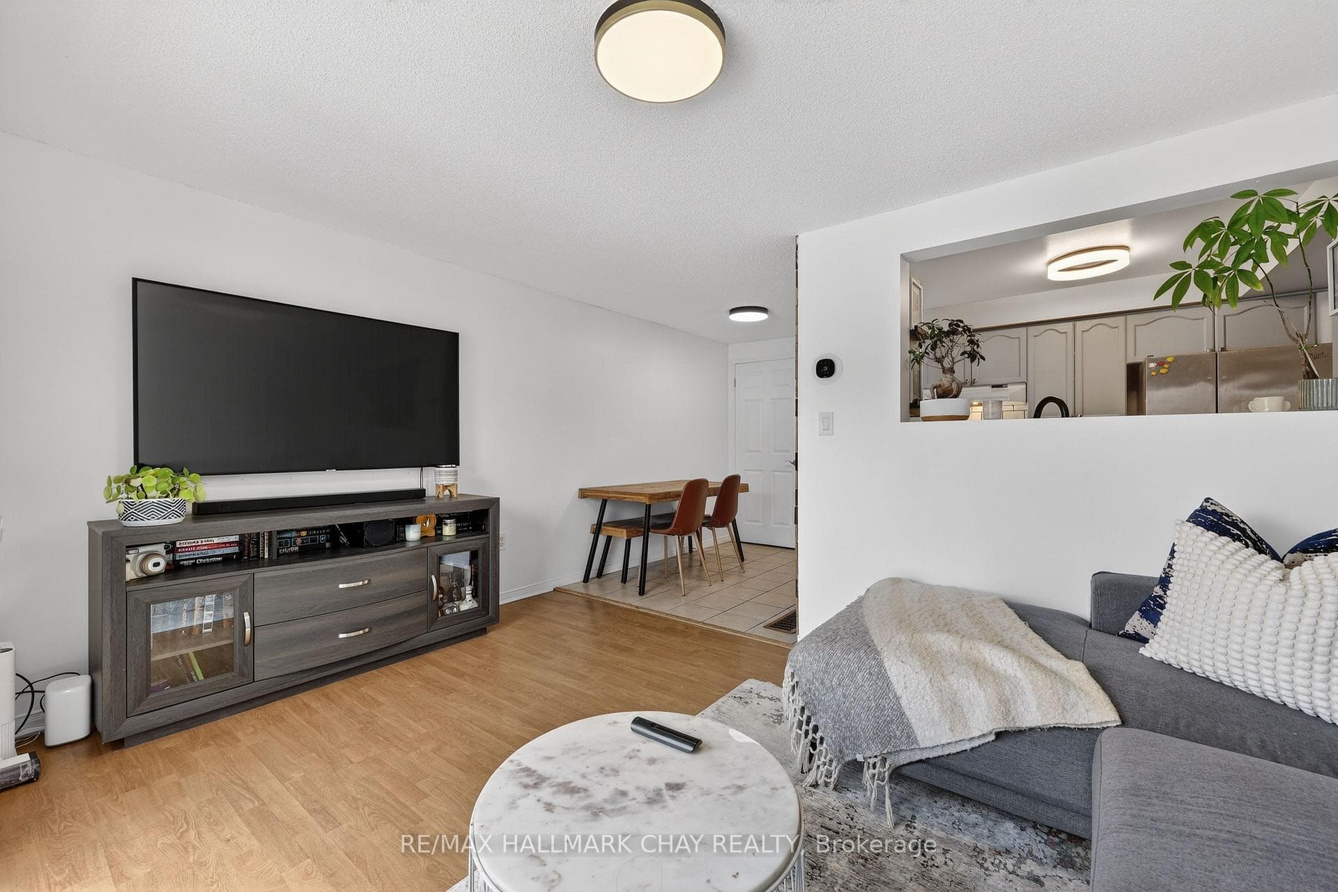 94 Lee Crescent photo 9