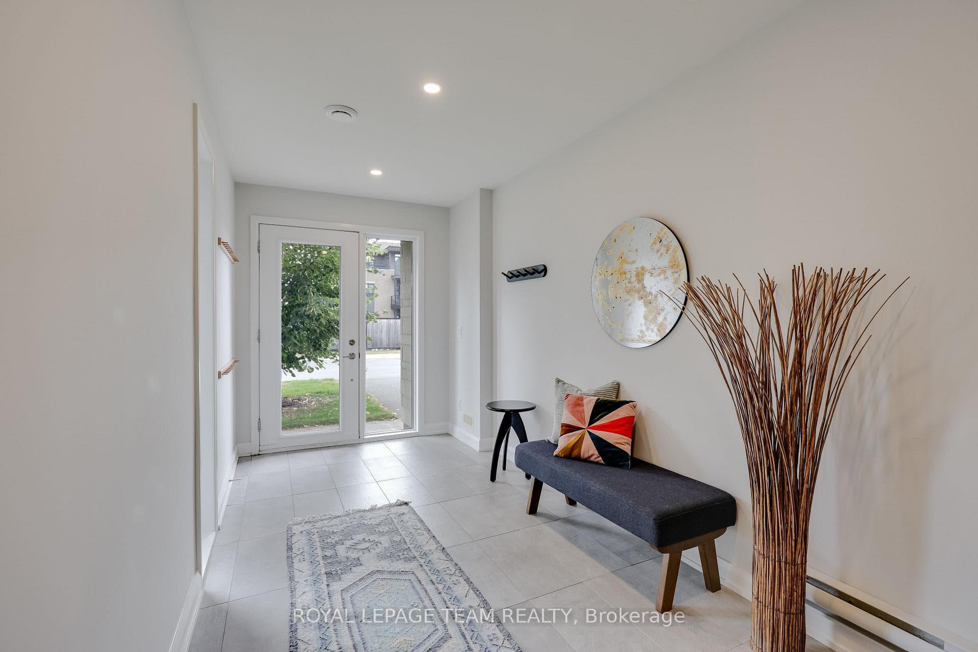 161 Boundstone Way photo 2