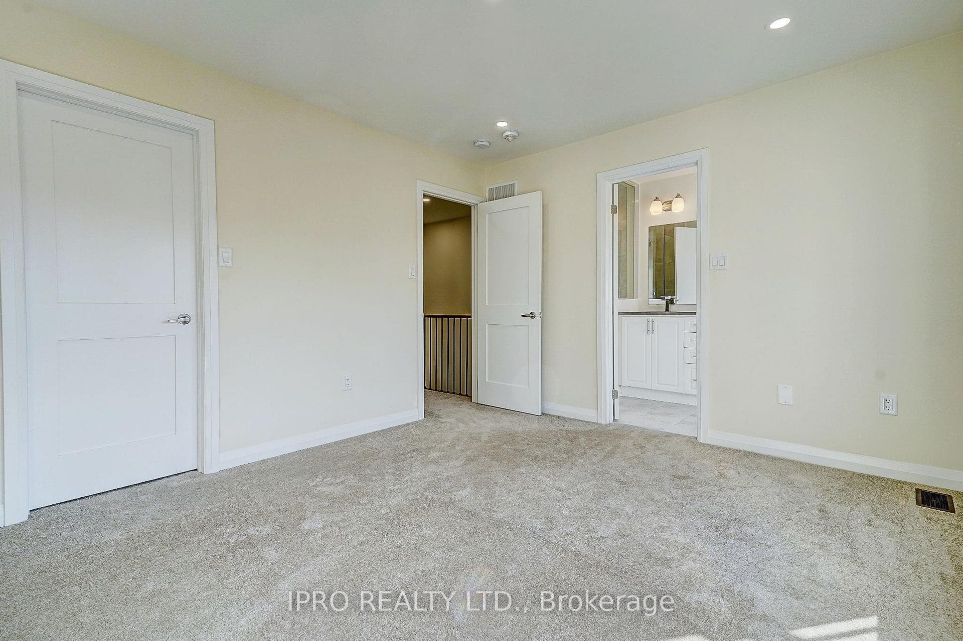 29 coote Court photo 15