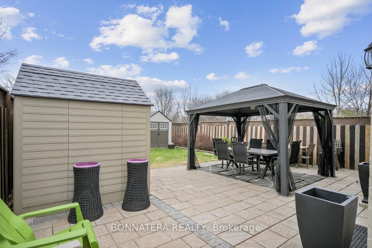 2412 Barcella Crescent photo 29