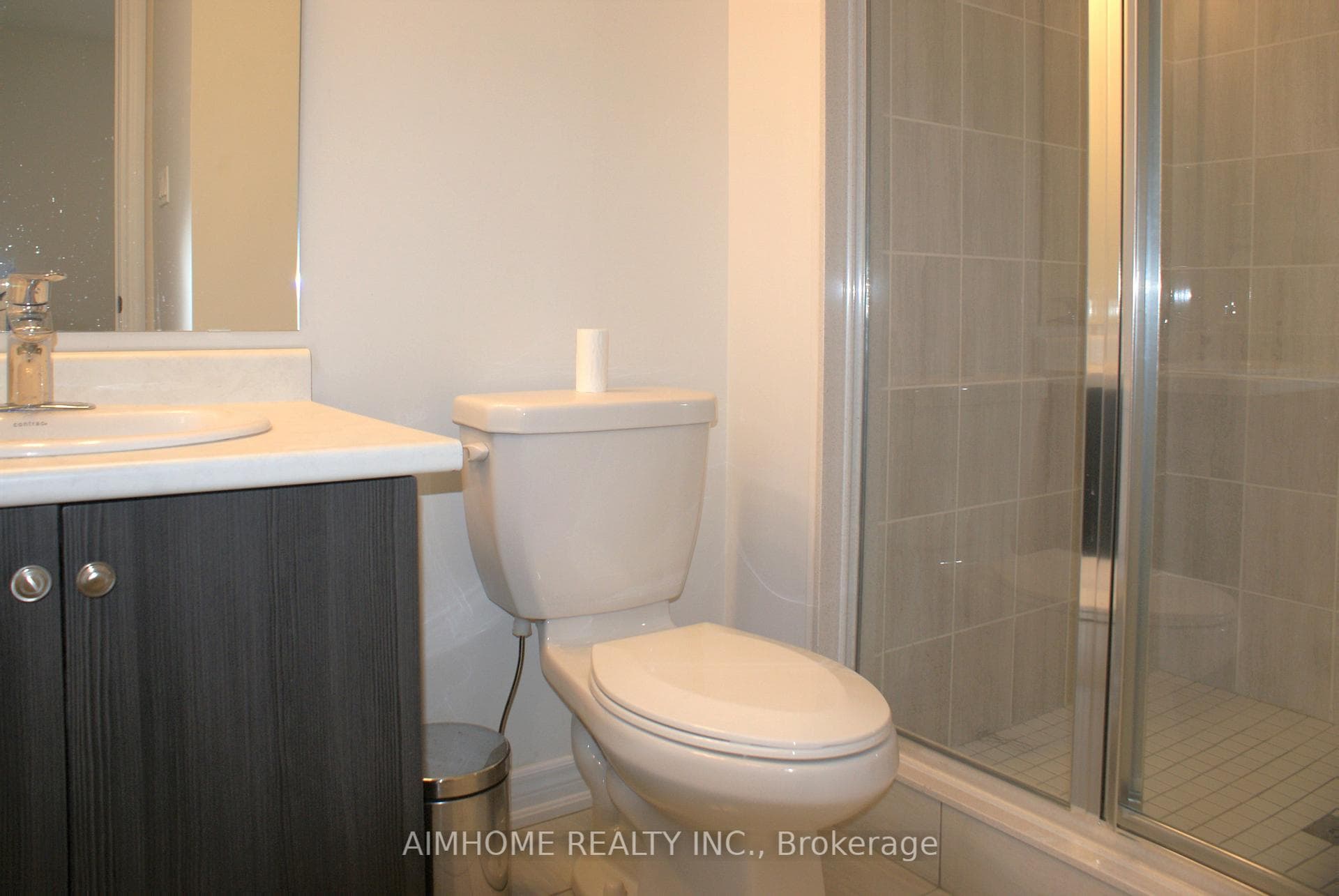 39 Scrivener Drive photo 21