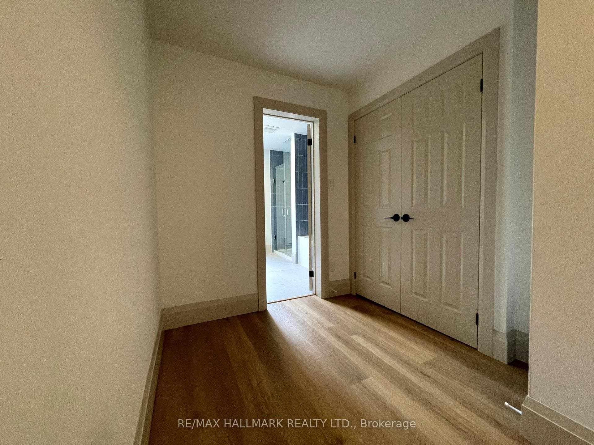 2nd Floor Hallway