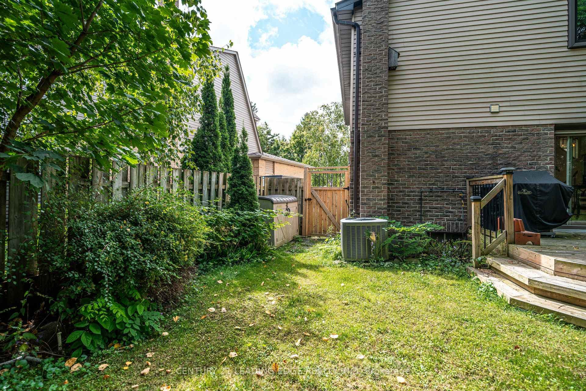 161 WALTON Drive photo 33