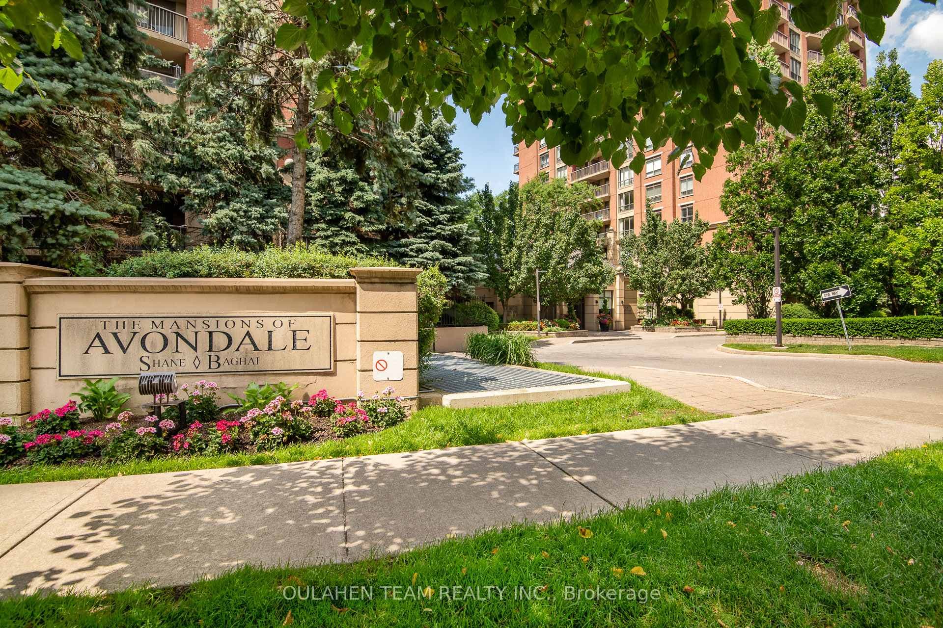 55 Harrison Garden Boulevard Unit 704 photo 38
