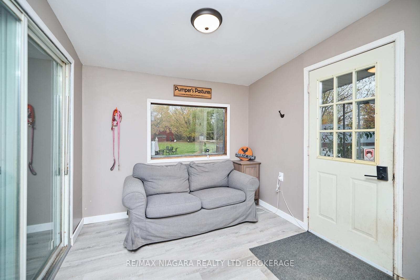 40252 FORKS Road photo 14