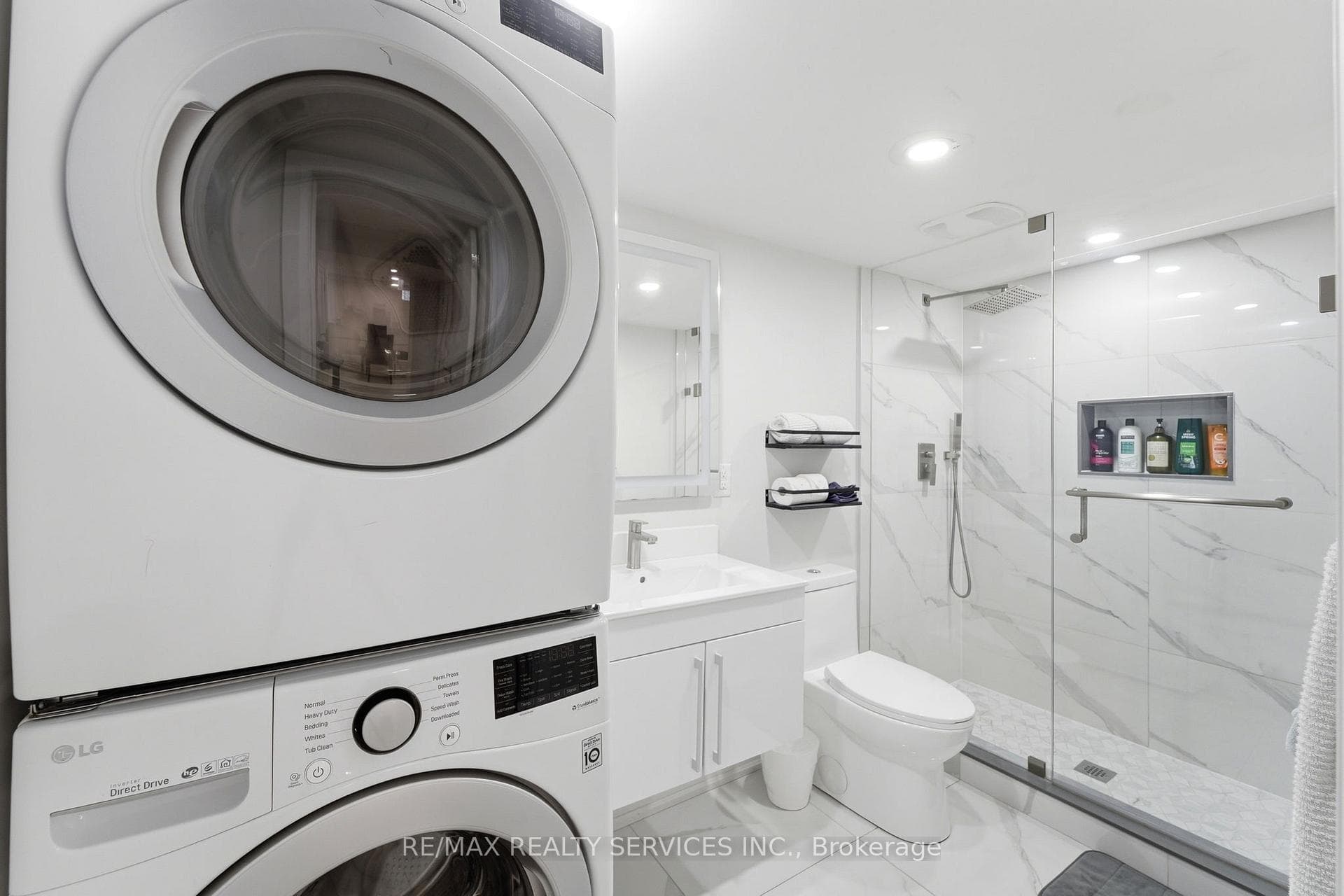 1305 Consort Crescent Unit BSMT photo 22