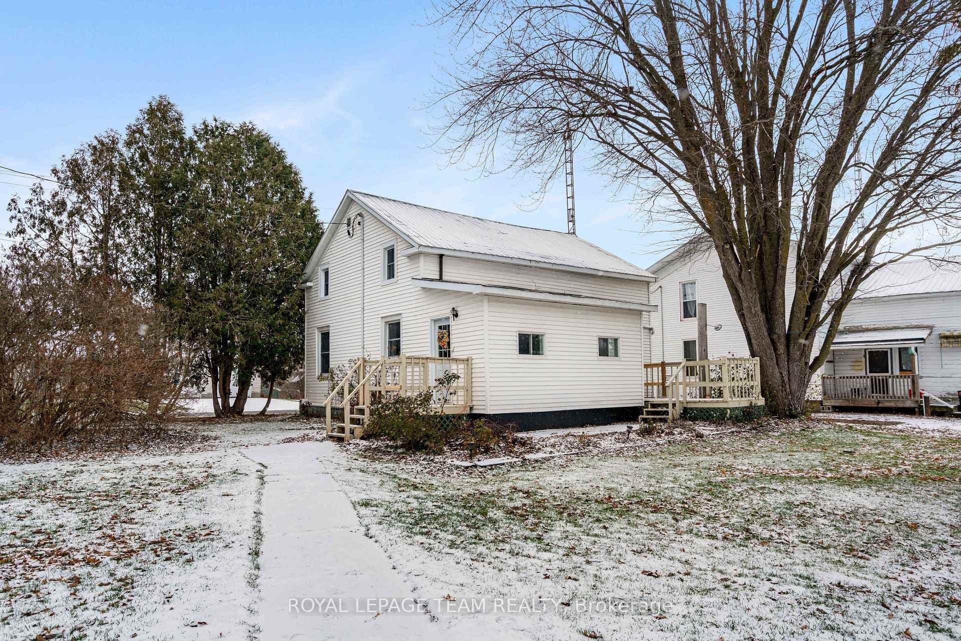 11509 Queen Street photo 24