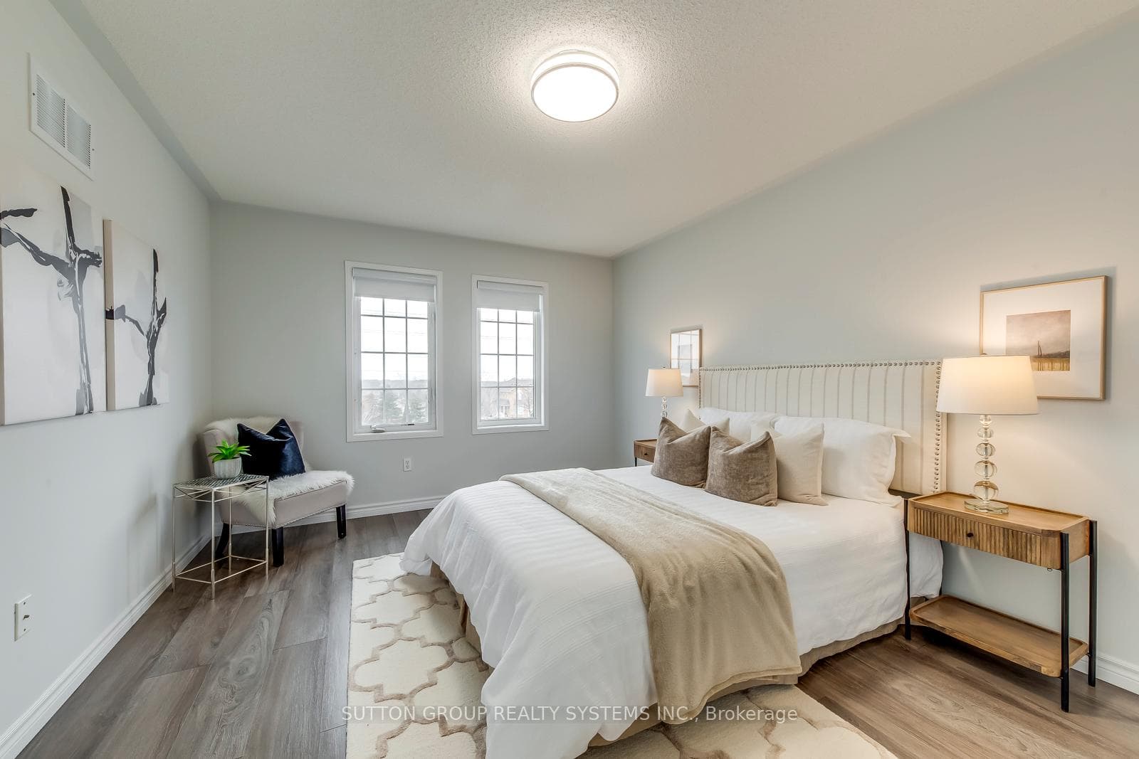 1191 Chapman Crescent photo 22