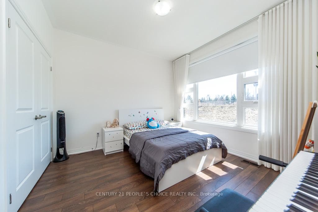 162 Ogston Crescent photo 37