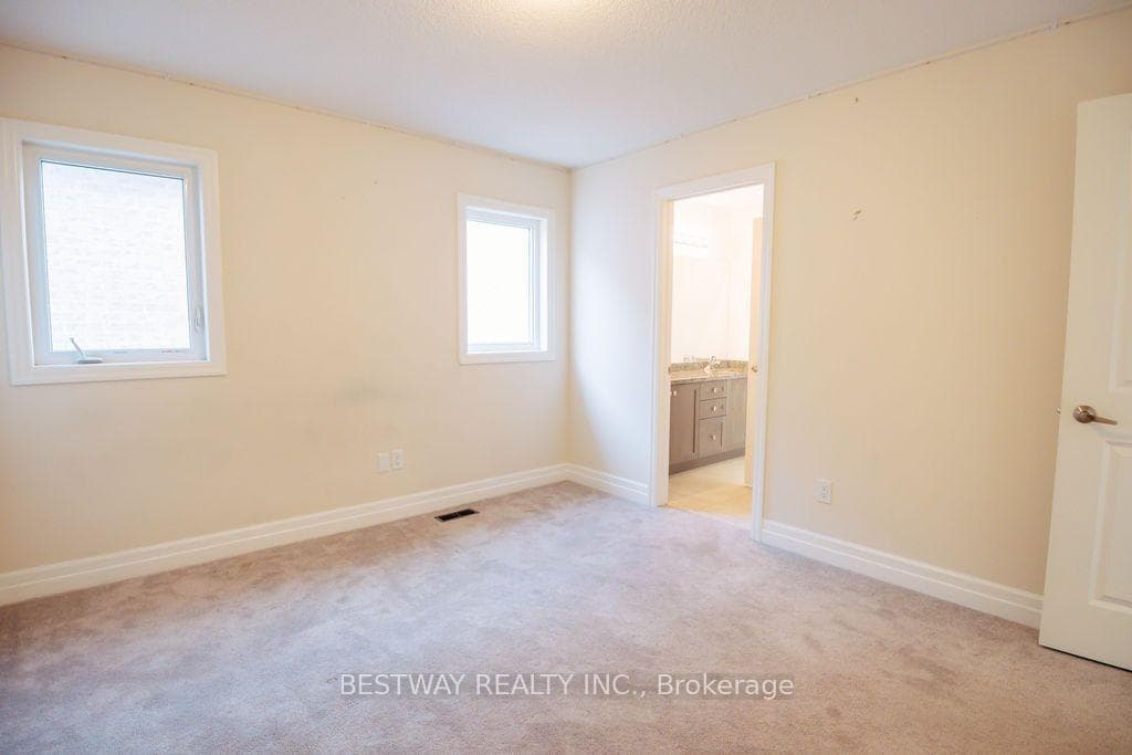 486 Greenwood Drive photo 29