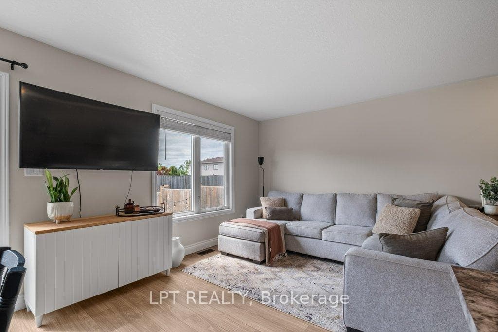 79 Amy Lynn Drive photo 11