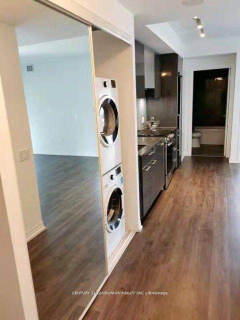 251 Jarvis Street Unit 2403 photo 4