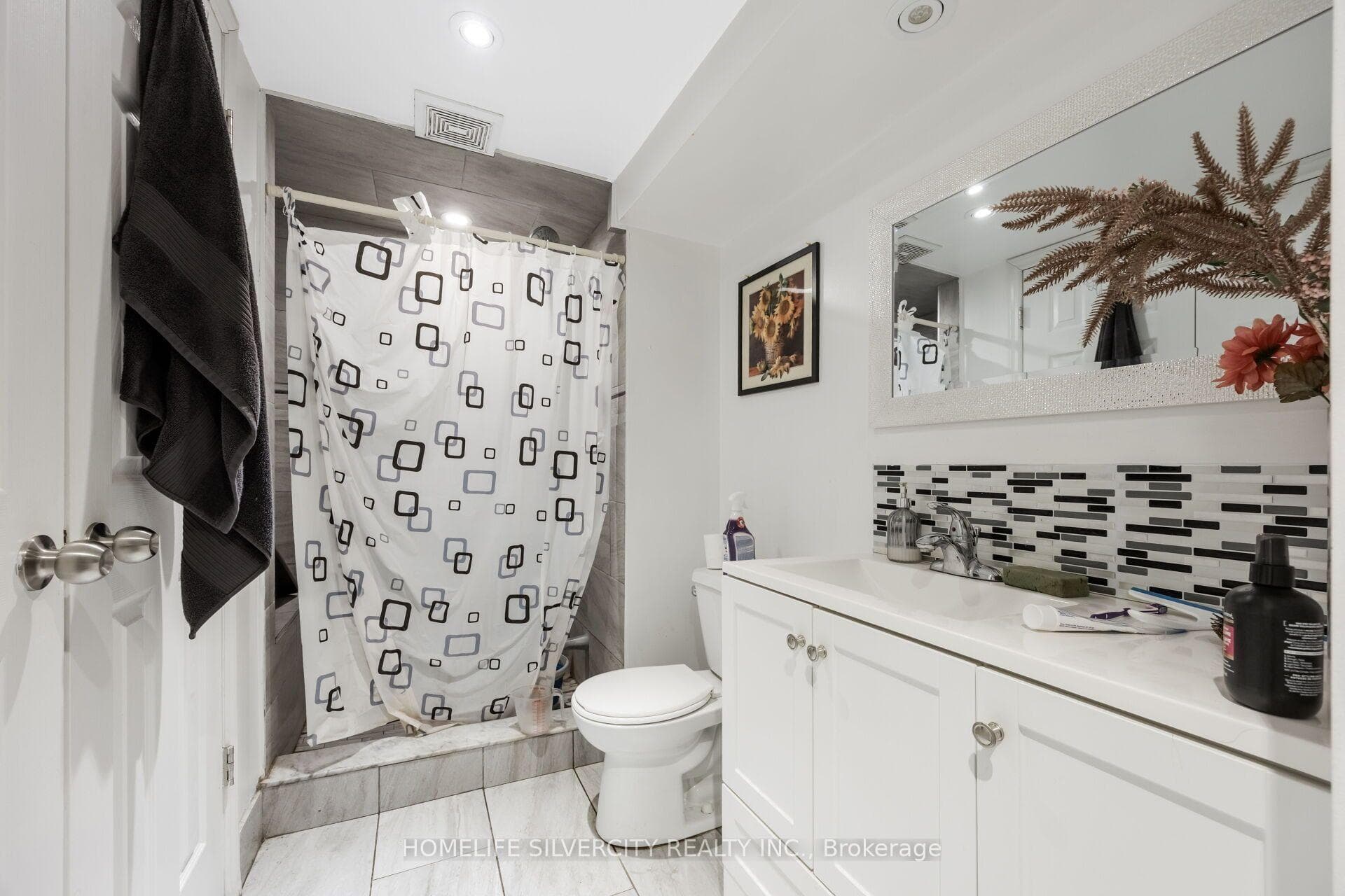 399 Vodden Street Unit 64 photo 46