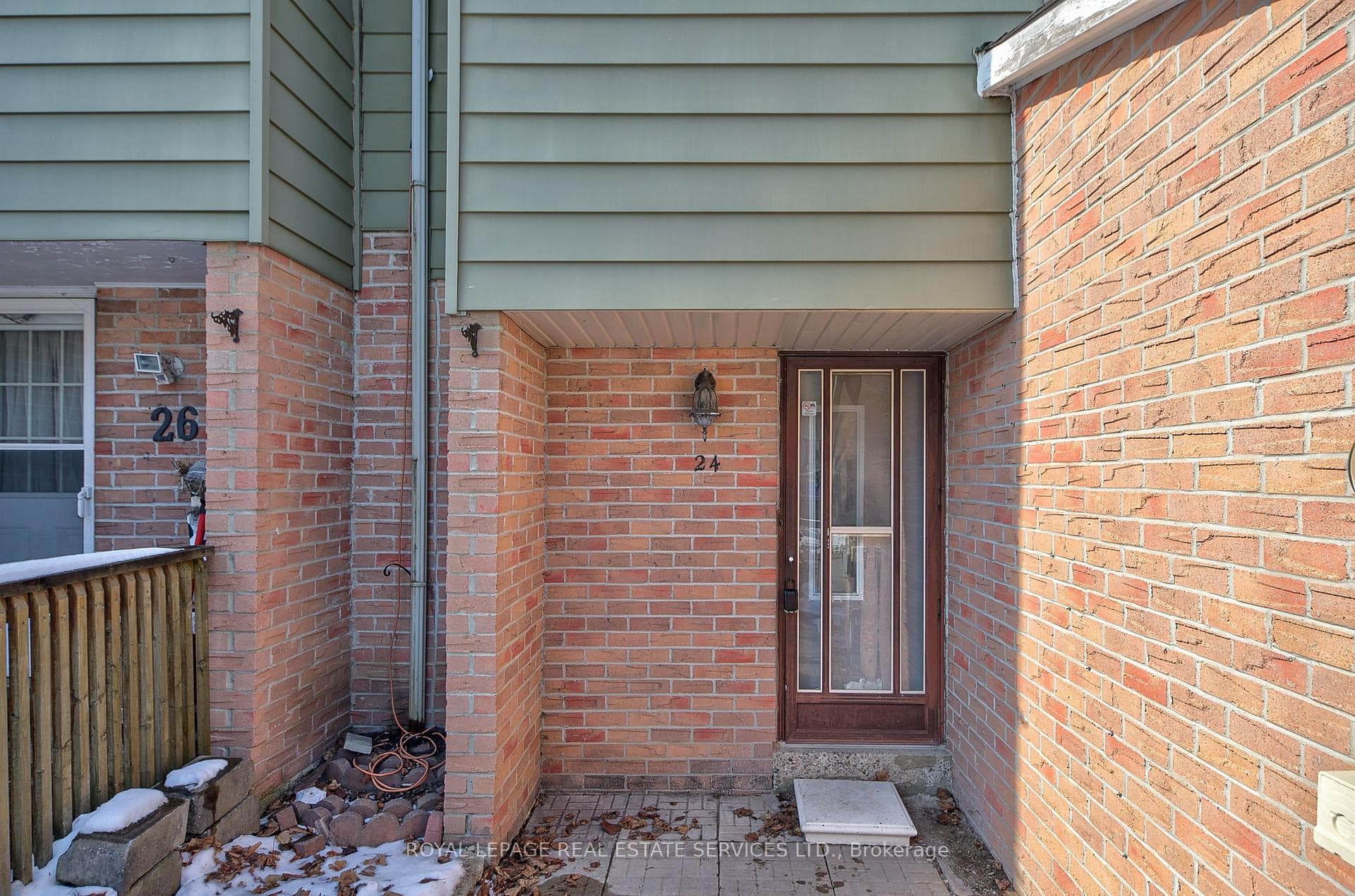 24 Deer Run Crescent photo 3