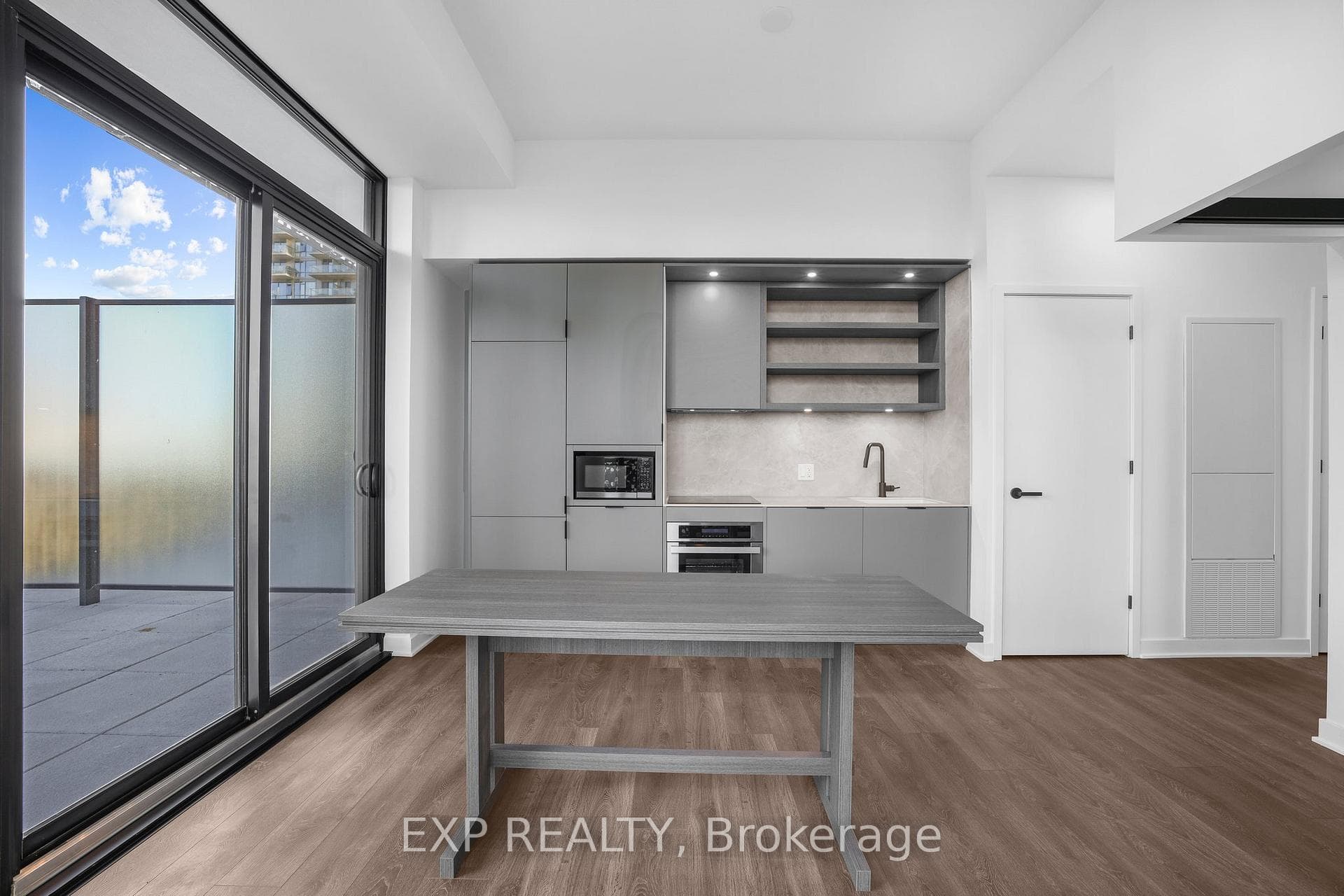 55 Charles Street Unit 1012 photo 17