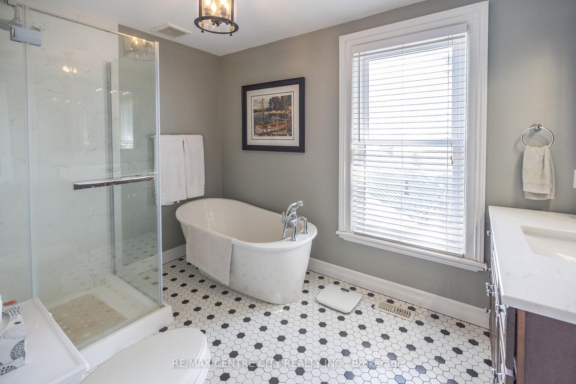 323804 Mount Elgin Road photo 34