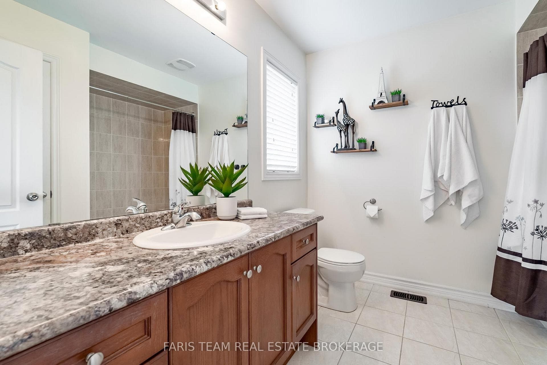 1110 Wharram Way photo 17