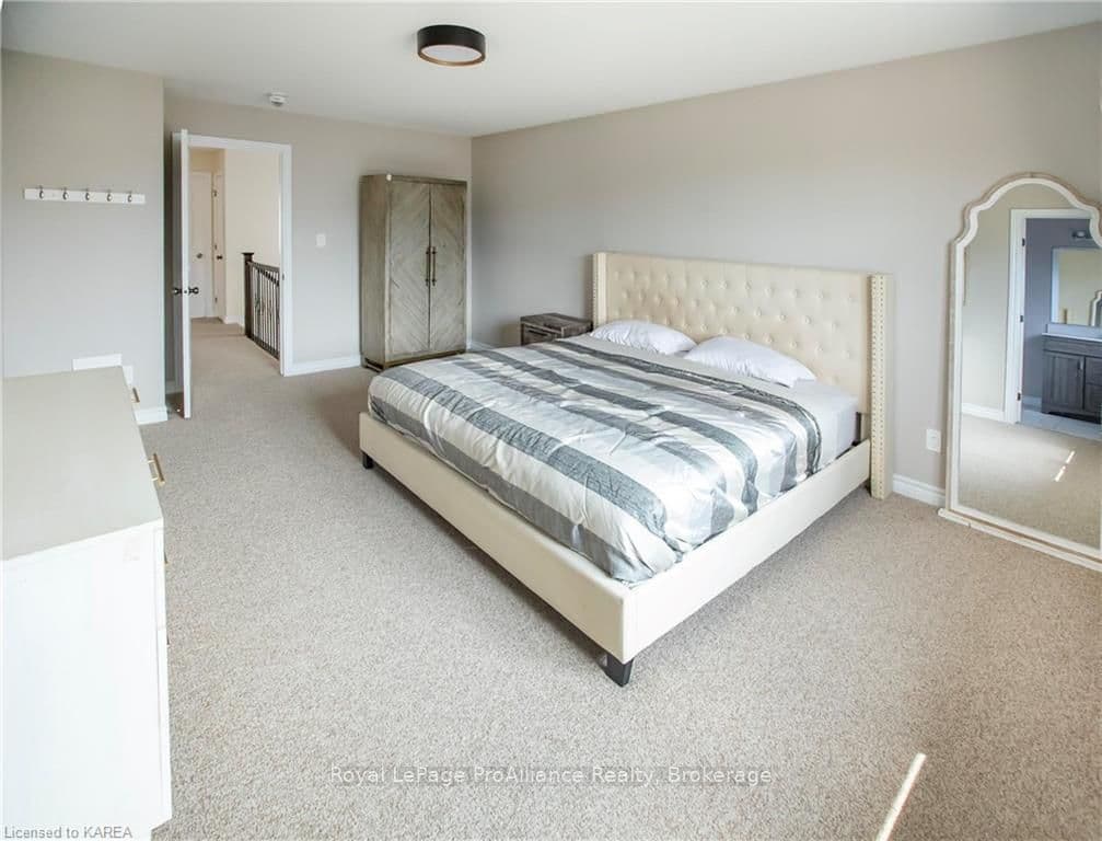 1393 TREMONT Drive photo 15