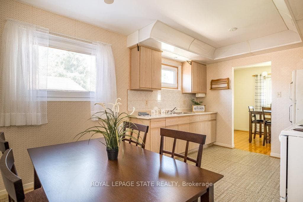 1337 Janina Boulevard photo 12