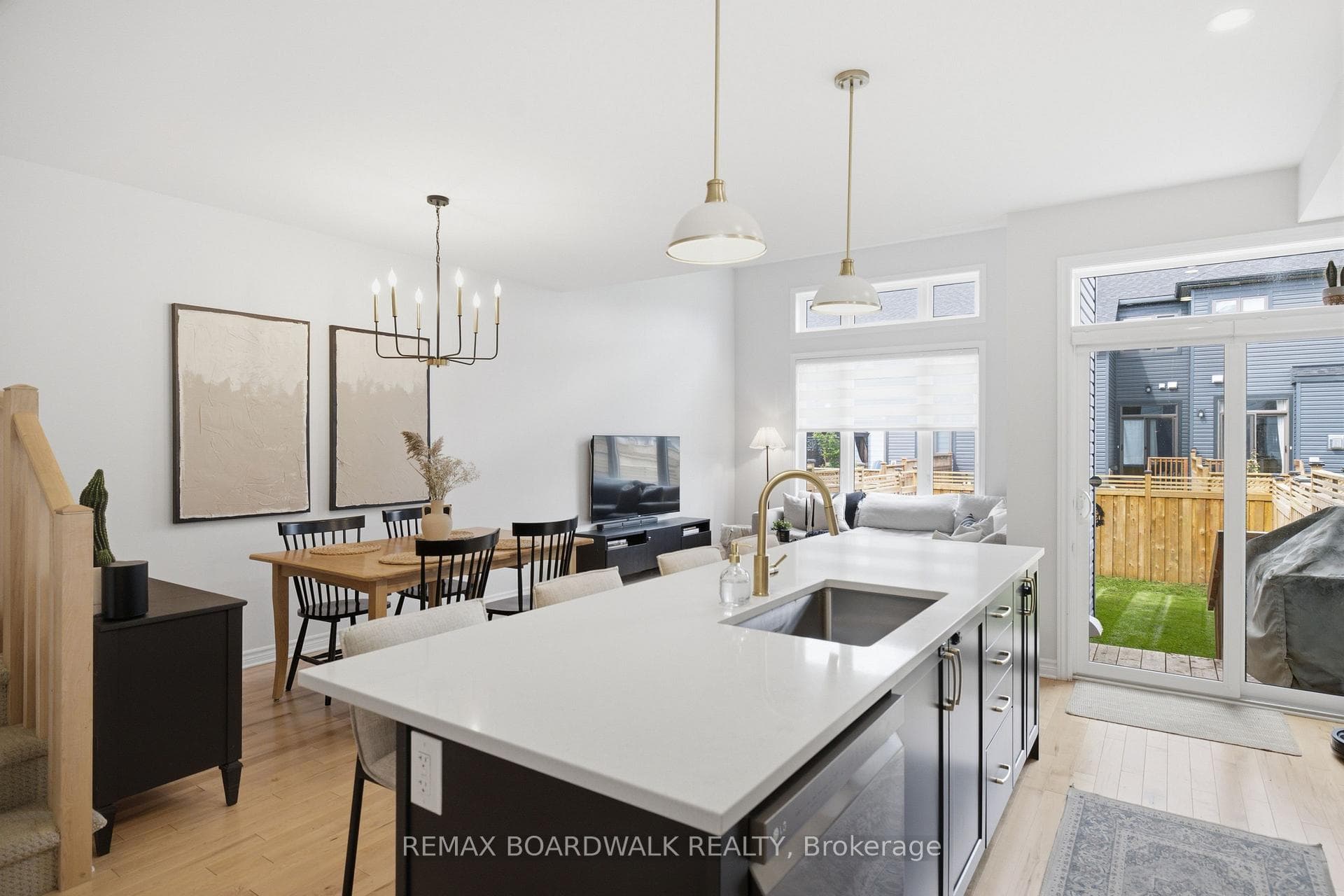 102 Patchell Place photo 12
