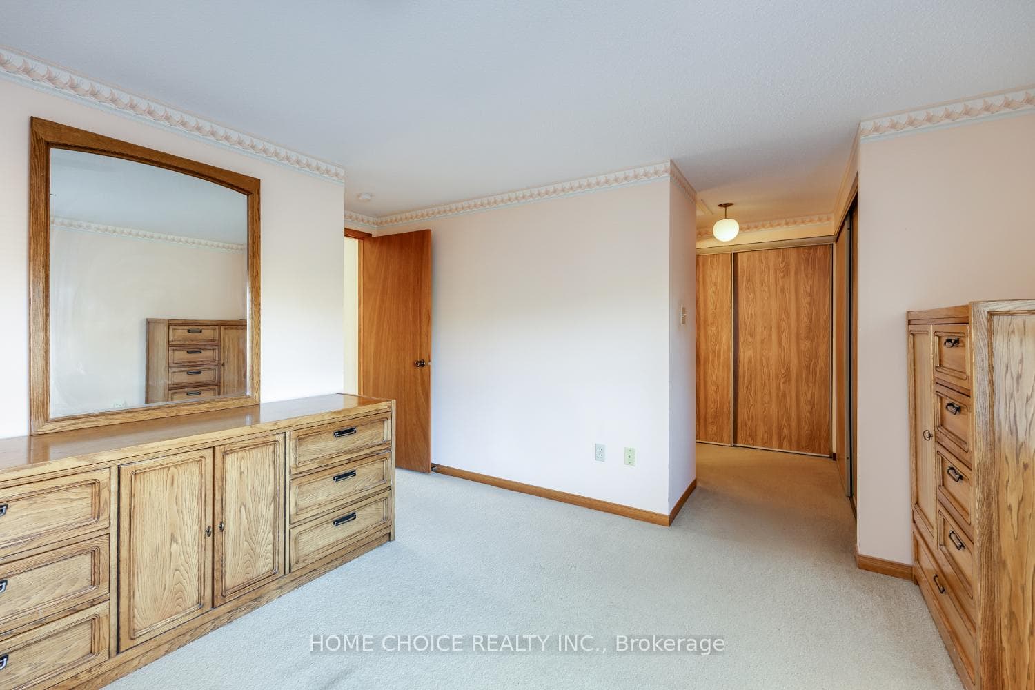 7 Marion Crescent photo 15