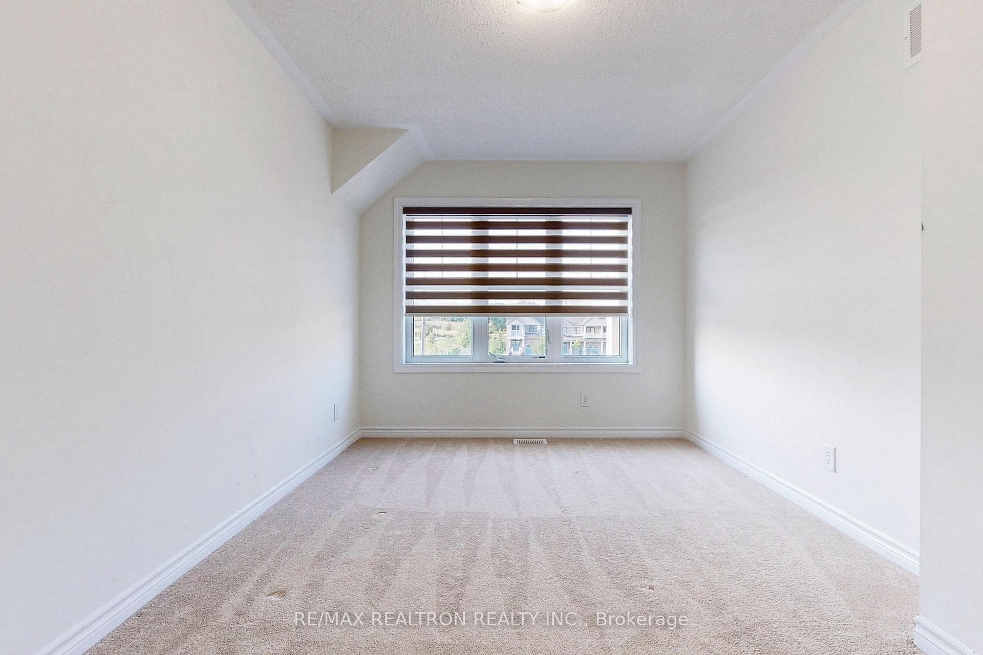 99 Alvin Pegg Drive photo 17