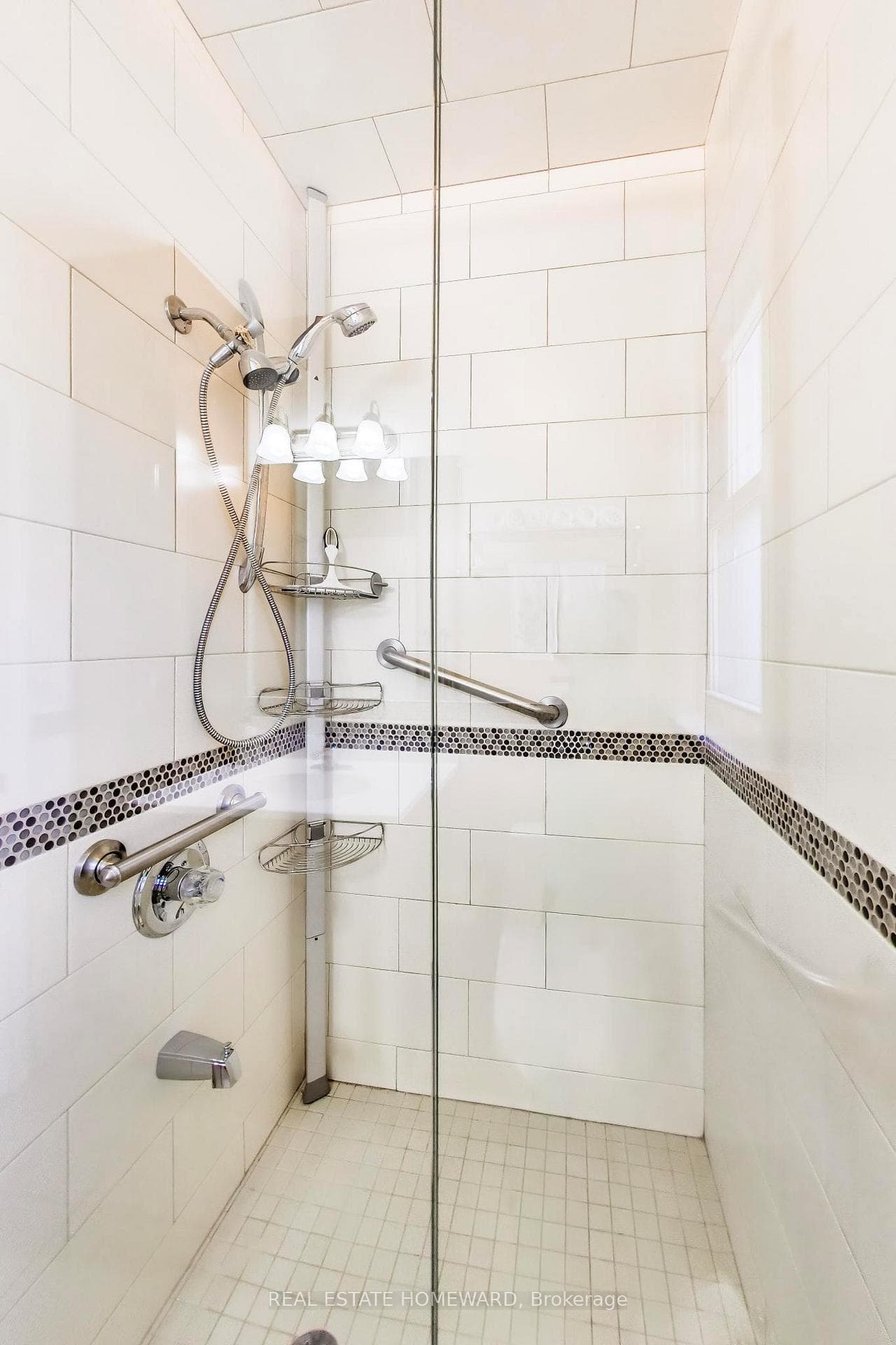 Beautiful Main bathroom with bidet & Large Shower