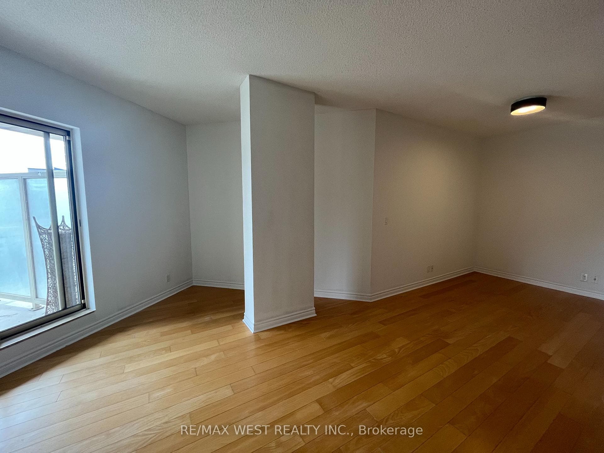 11 Christie Street Unit 206 photo 11