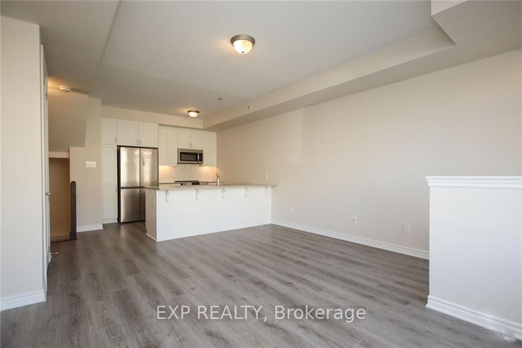 808 Mikinak Road photo 6