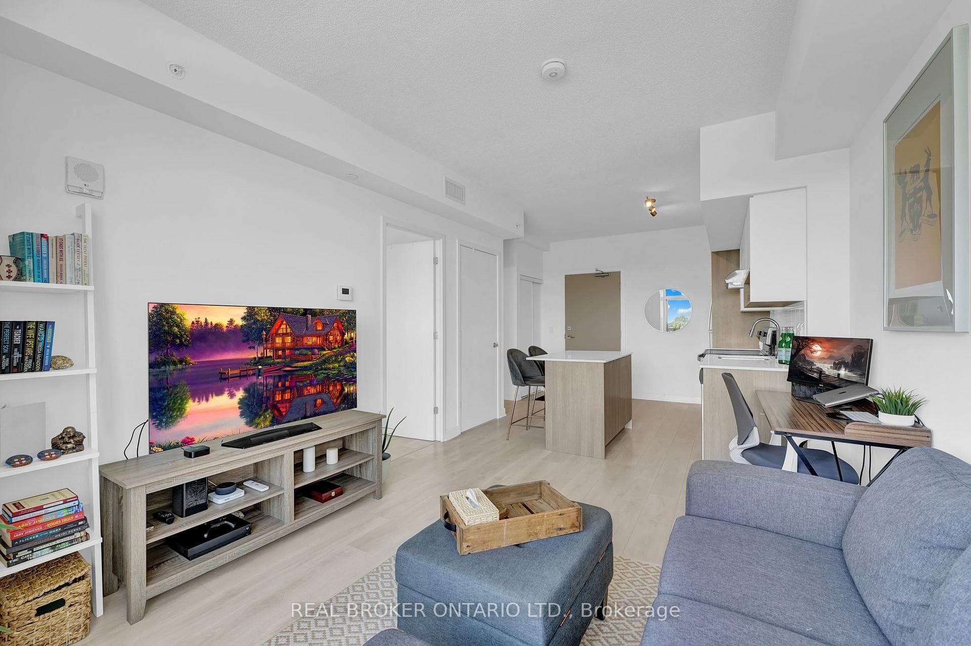 1119 Cooke Boulevard Unit B631 photo 7