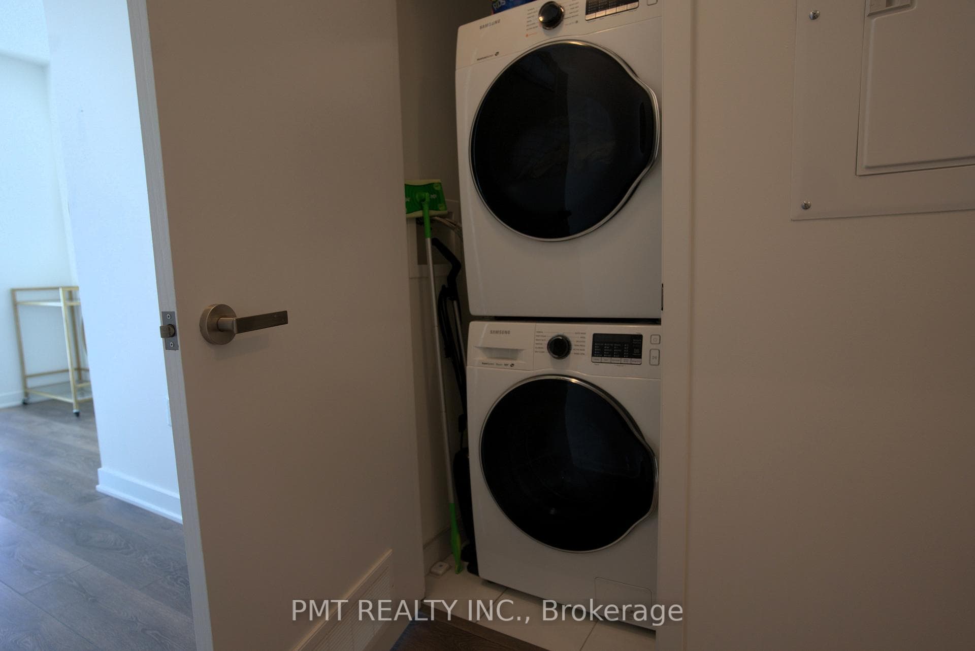 195 Redpath Avenue Unit PH09 photo 28