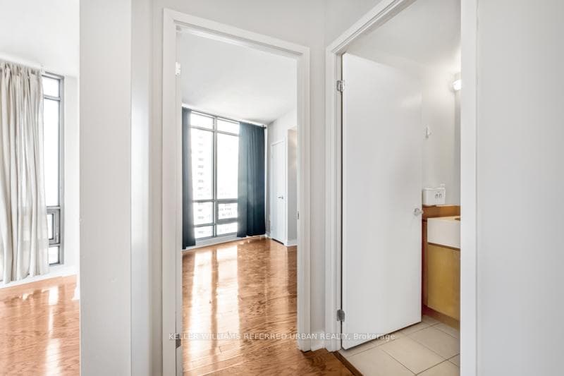 3 Navy Wharf Court Unit 1803 photo 19