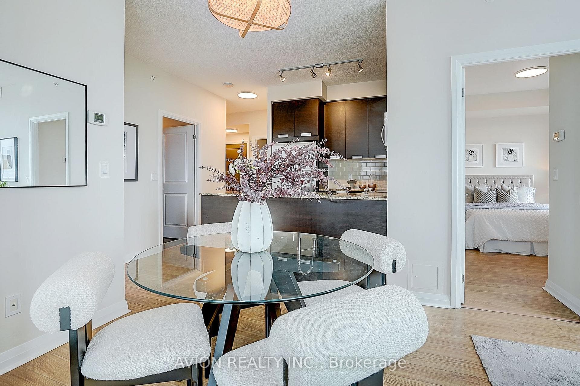 55 Eglinton Avenue Unit 1202 photo 17
