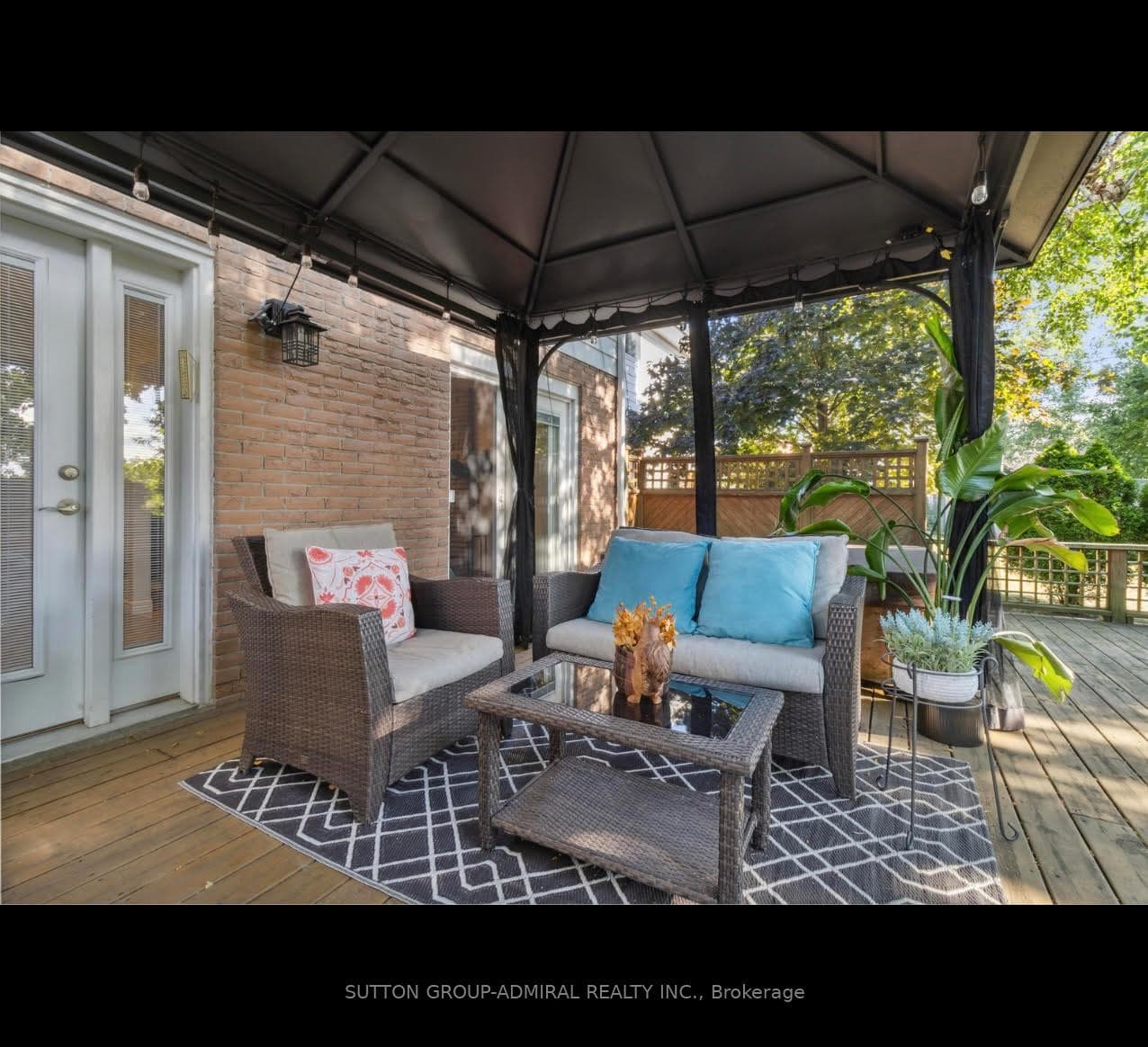 80 Marshall Street photo 37