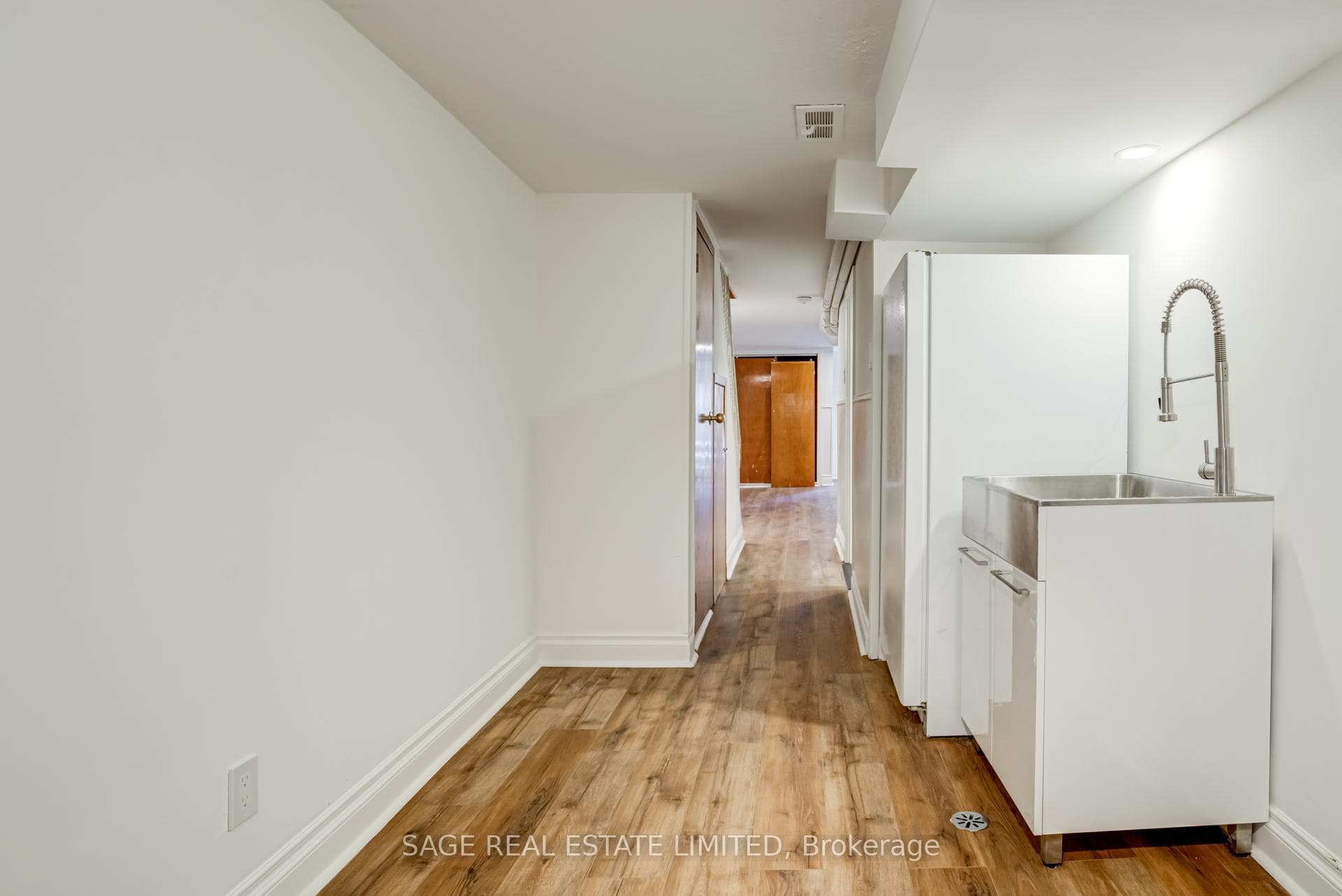 730 Adelaide Street Unit B photo 13