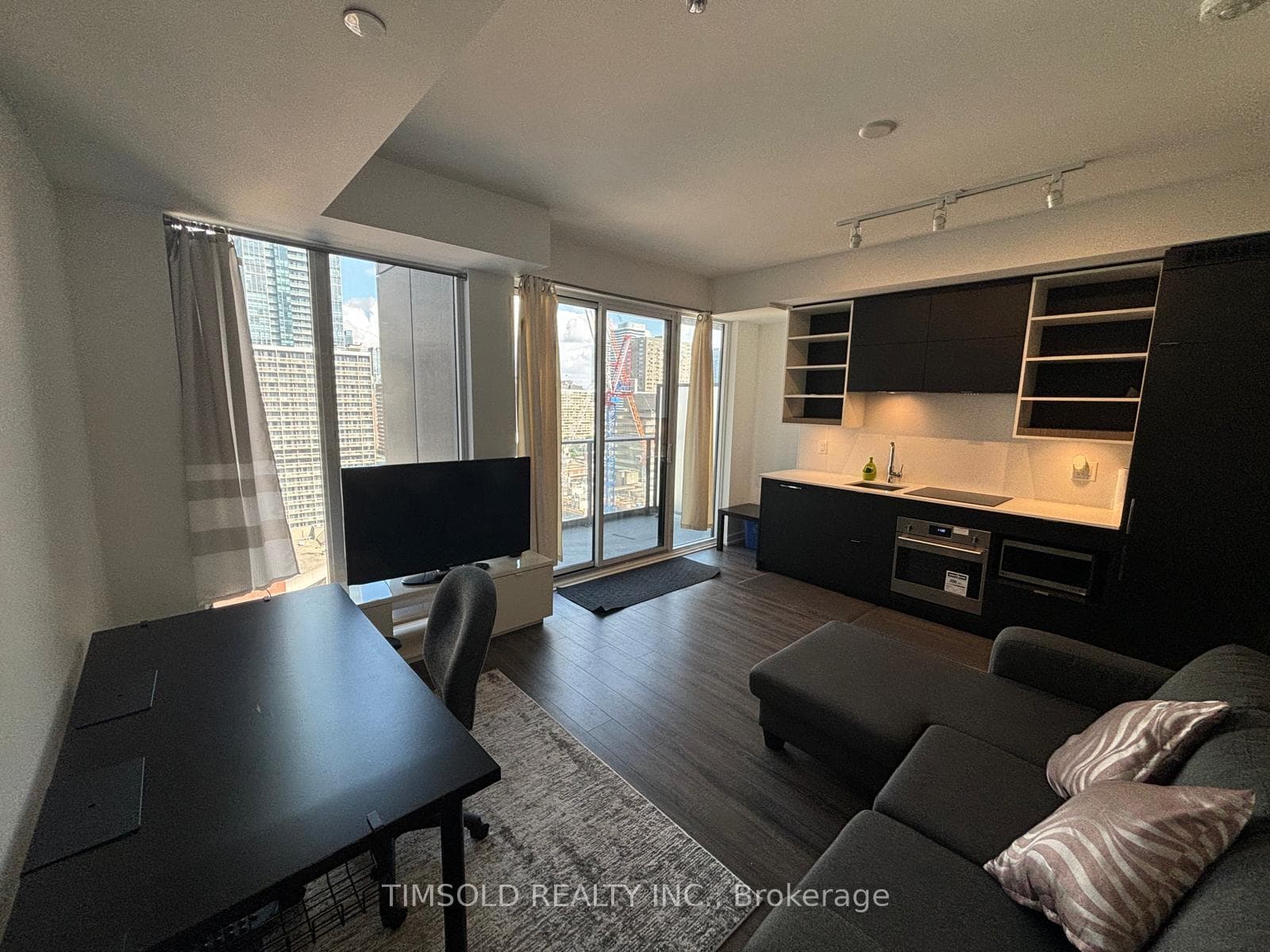 20 Edward Street Unit 1621 photo 3