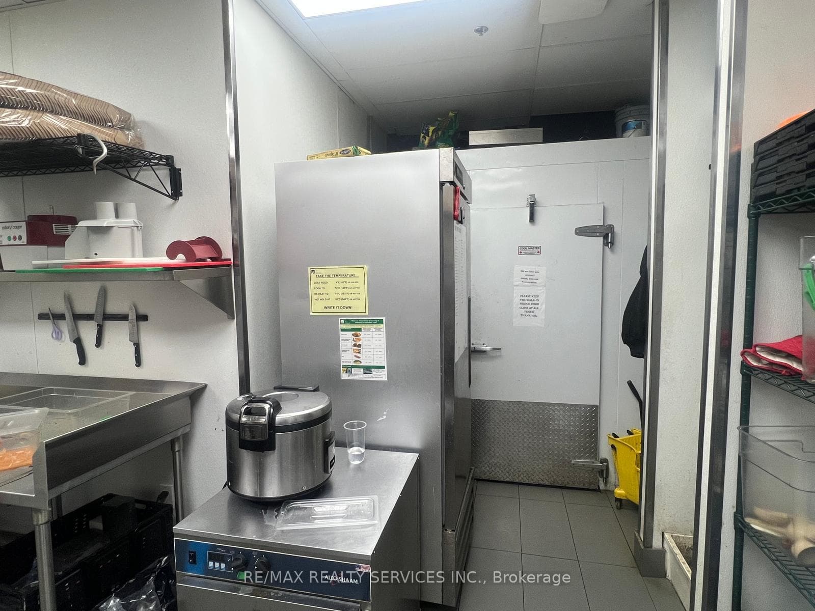 625 Trunk Road Unit 12A photo 6