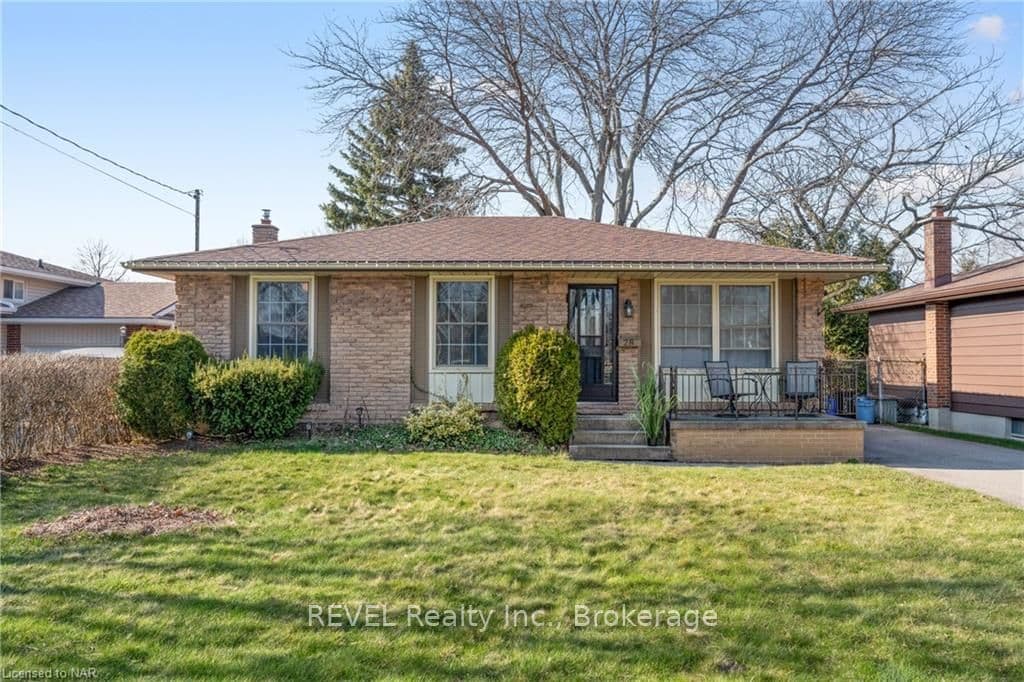 28 CINDY Drive photo 1