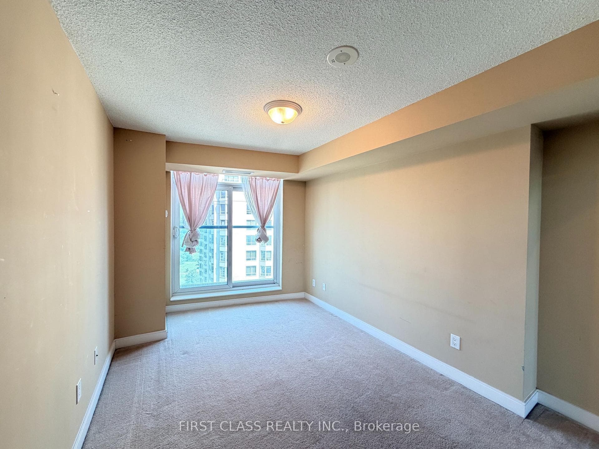 238 Bonis Avenue Unit 2525 photo 7