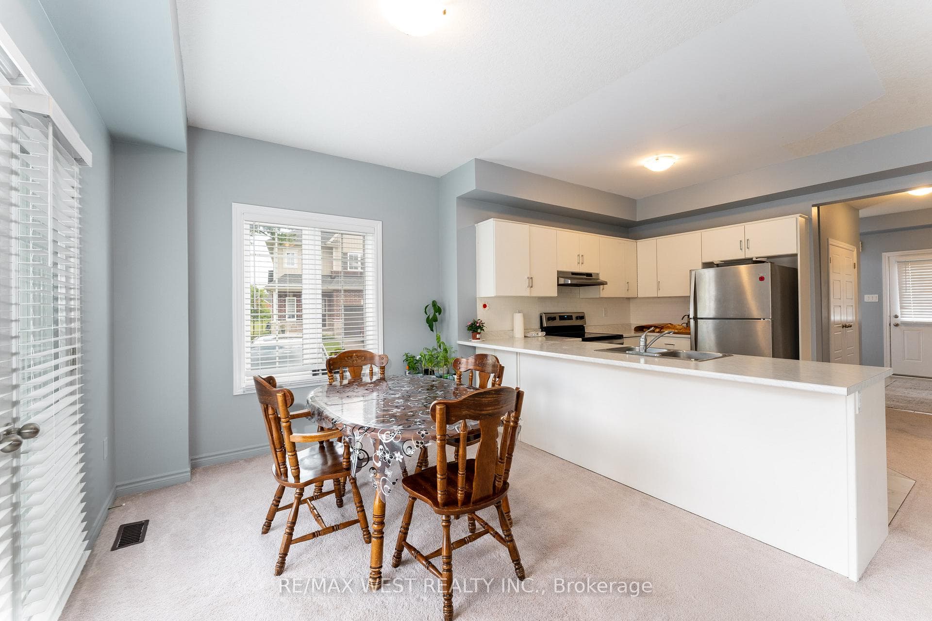24 Dewberry Drive photo 12