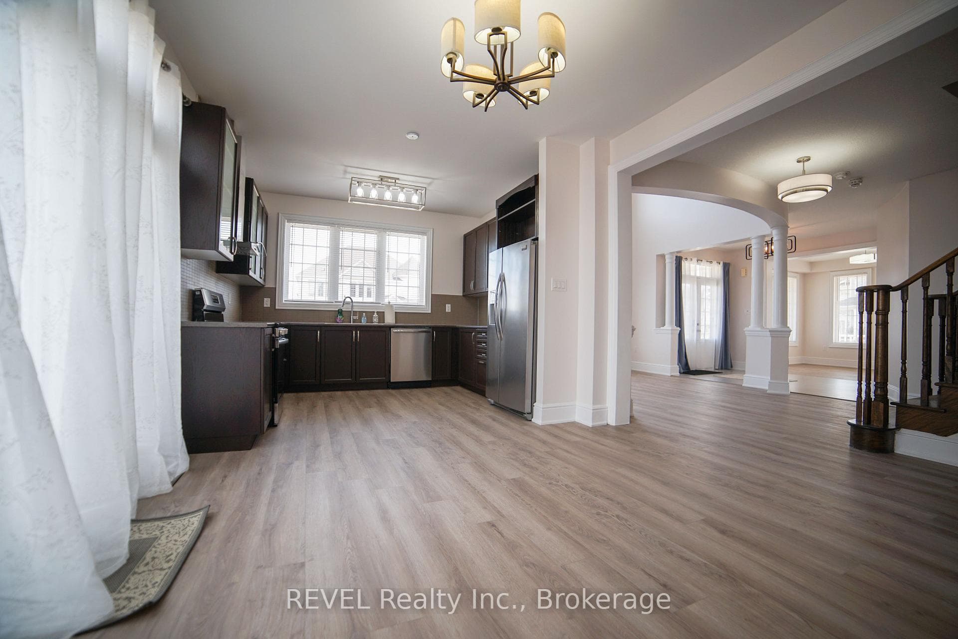 8373 Sweet Chestnut Drive photo 9