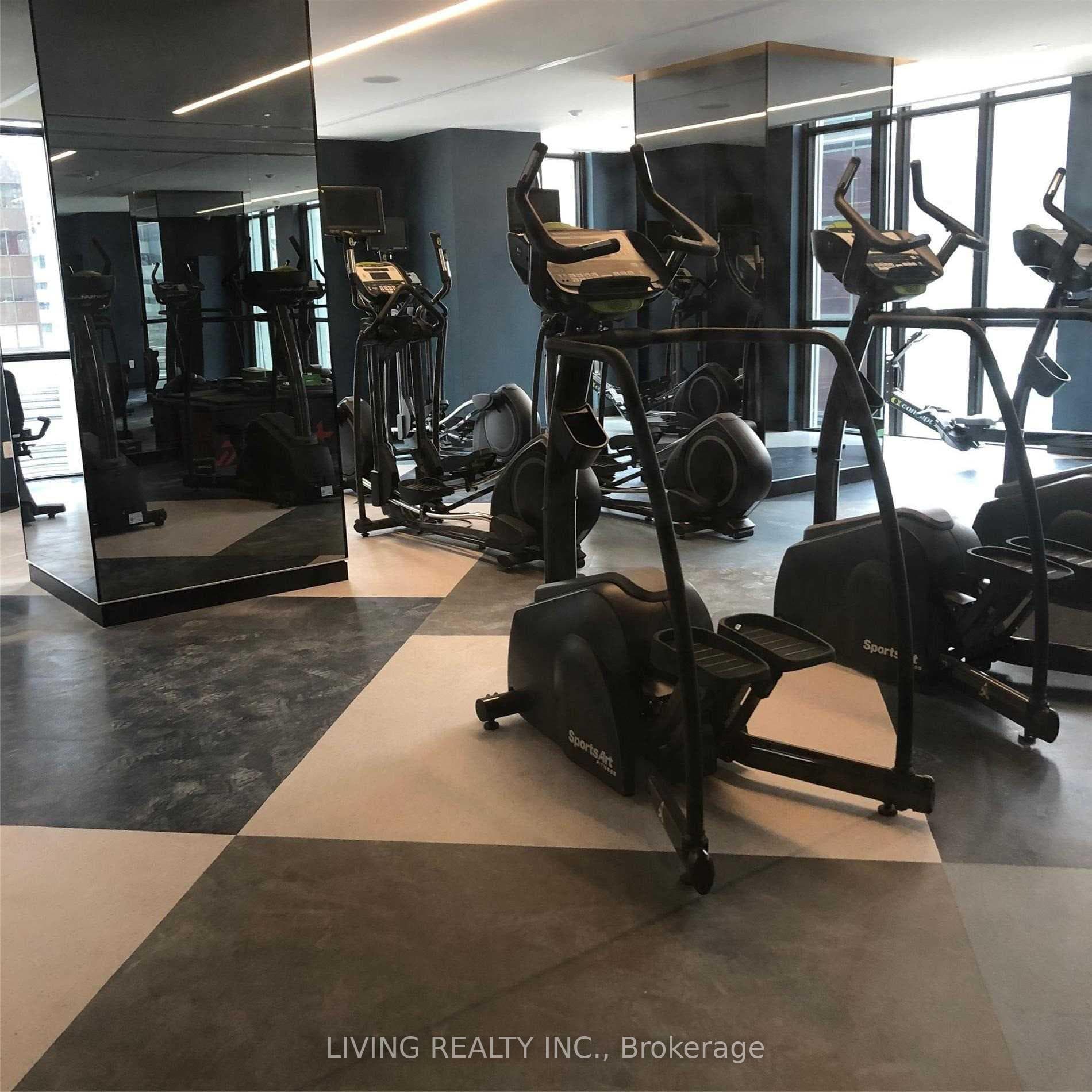 1 Yorkville Avenue Unit 1301 photo 14